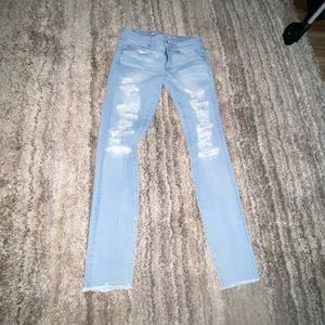 American eagle distressed jeans